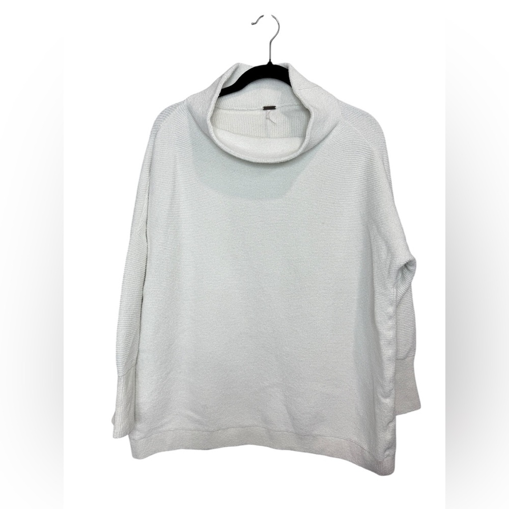 Free People white cowel neck sweater‎ size small